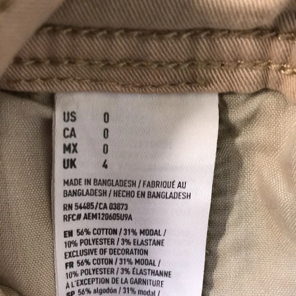 American Eagle Super Stretch Shorts Women’s Size 0